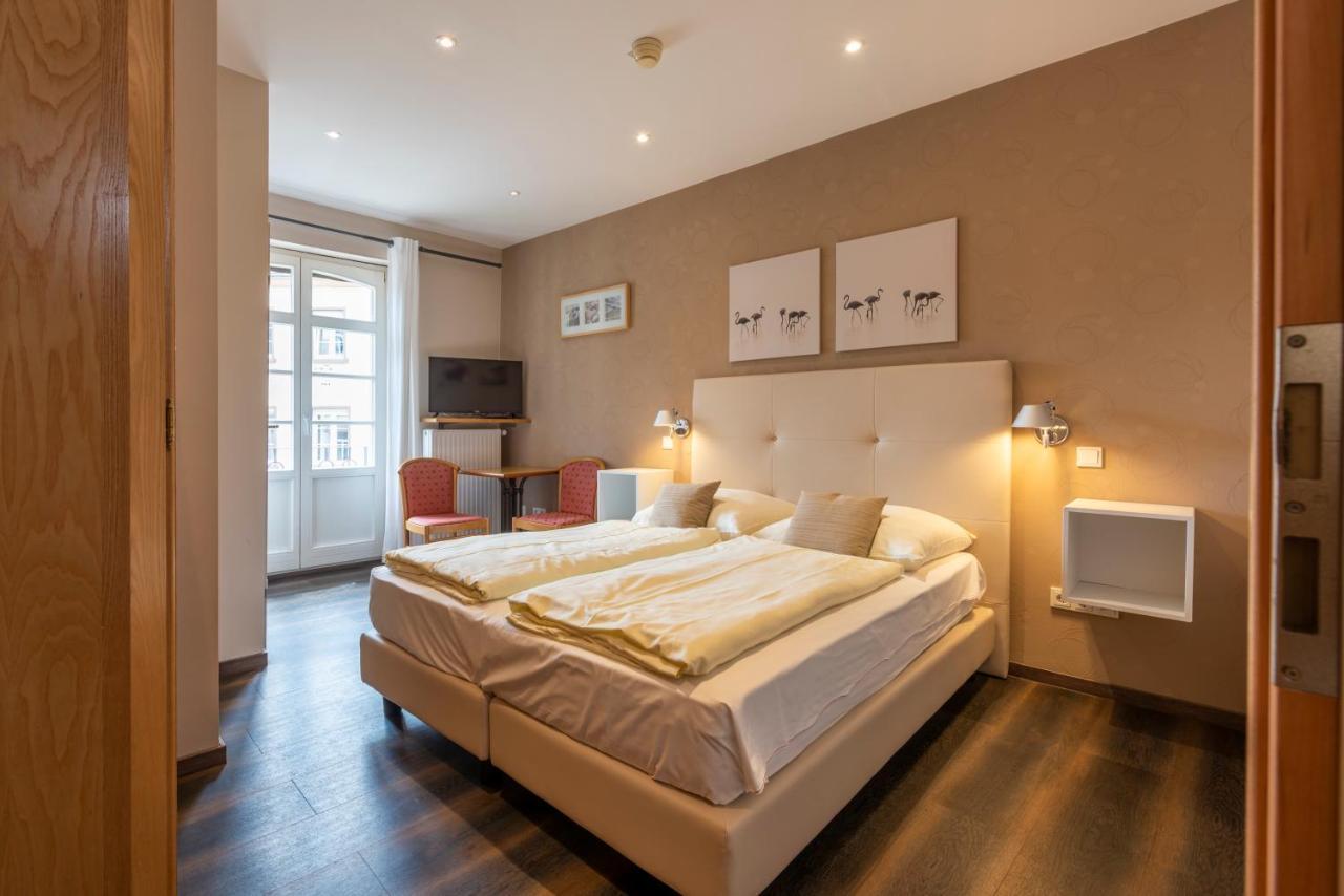 Hotel - Restaurant " Victor Hugo" Vianden Eksteriør bilde