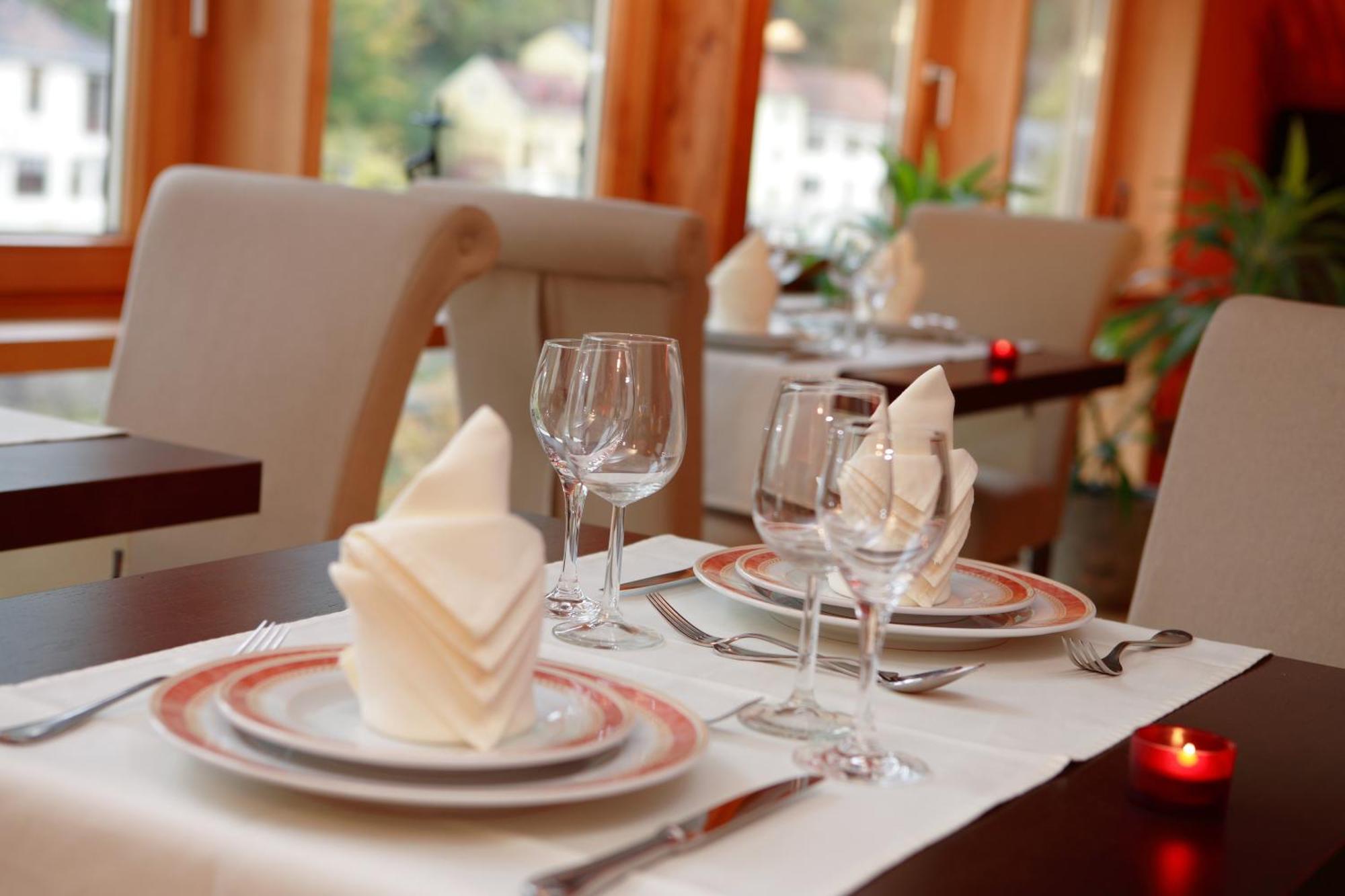 Hotel - Restaurant " Victor Hugo" Vianden Eksteriør bilde